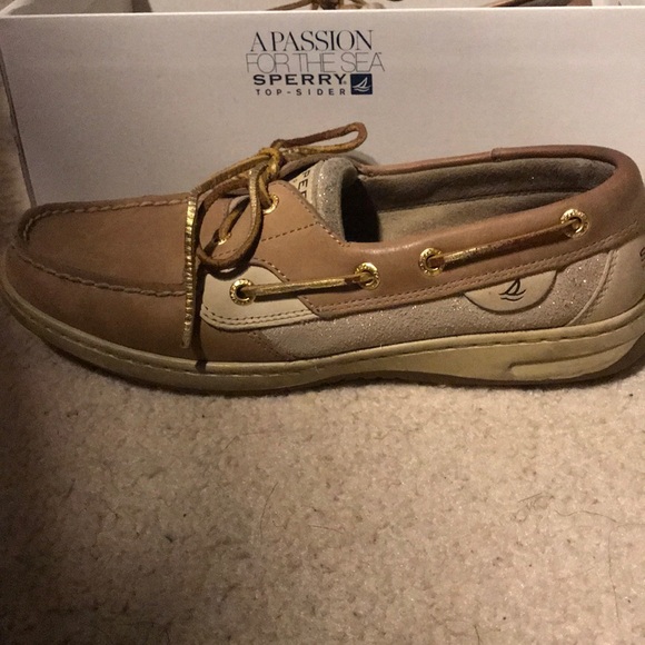 sperry’s - Picture 2 of 3